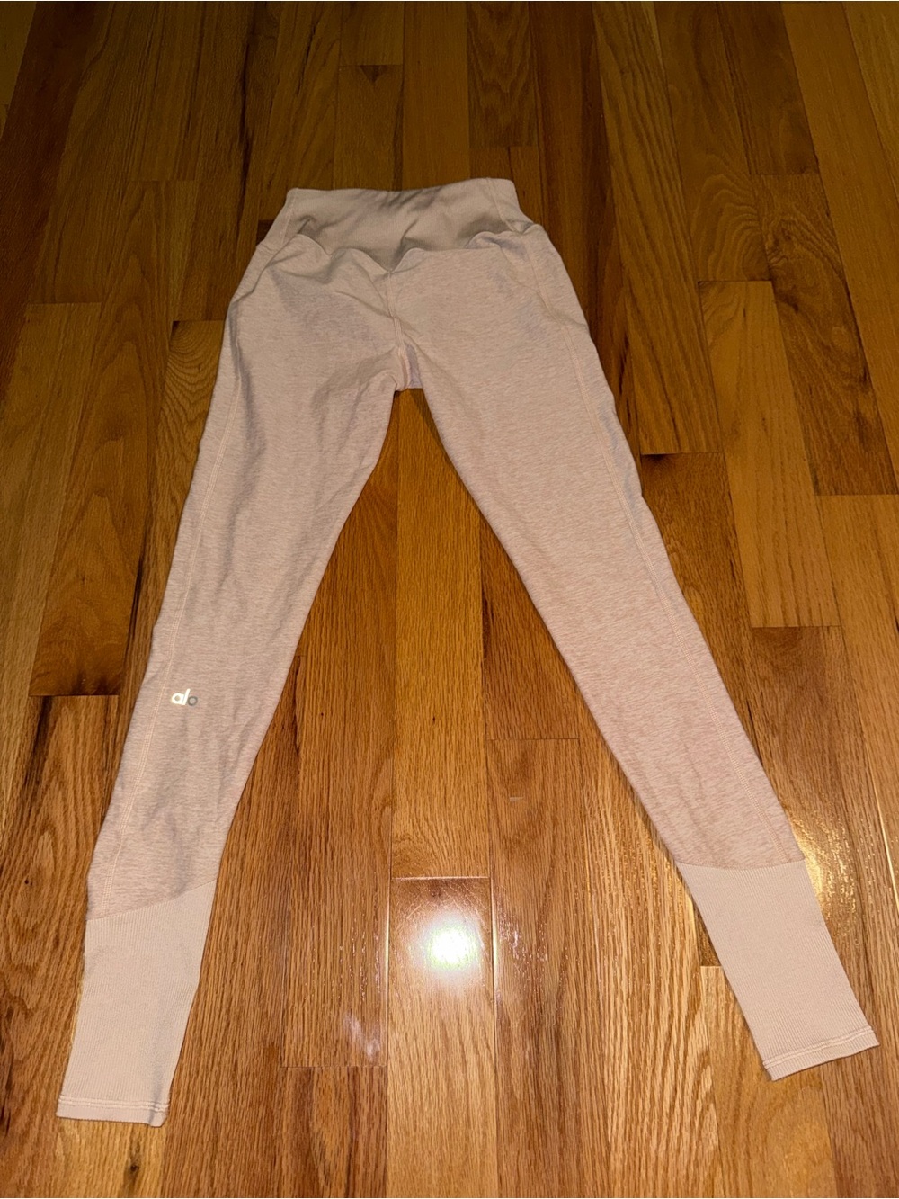 ALO Yoga Light Pink Leggings